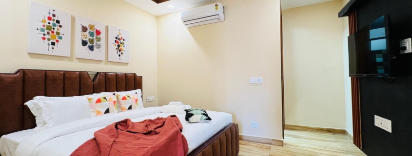 ZEN Serviced Apartments Sector 18 Gurgaon - Best Serviced Apartments, Hotel Apartment Rooms with Kitchen near Sector 18 Gurgaon.