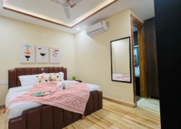 Service apartments near Millennium City Centre Gurgaon. Serviced apartments Huda city center Gurgaon.